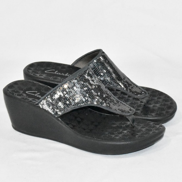 clarks wedge flip flops